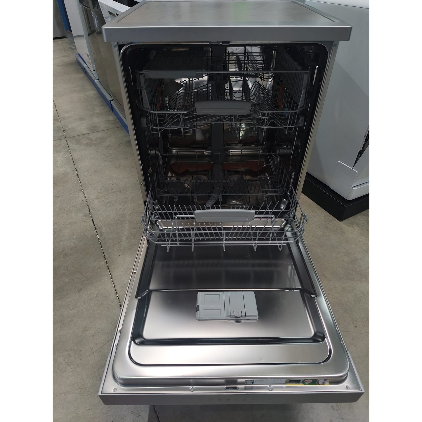 Outlet | Máquina de Lavar Loiça Hotpoint HFC 3C41 CW X | 14 talheres