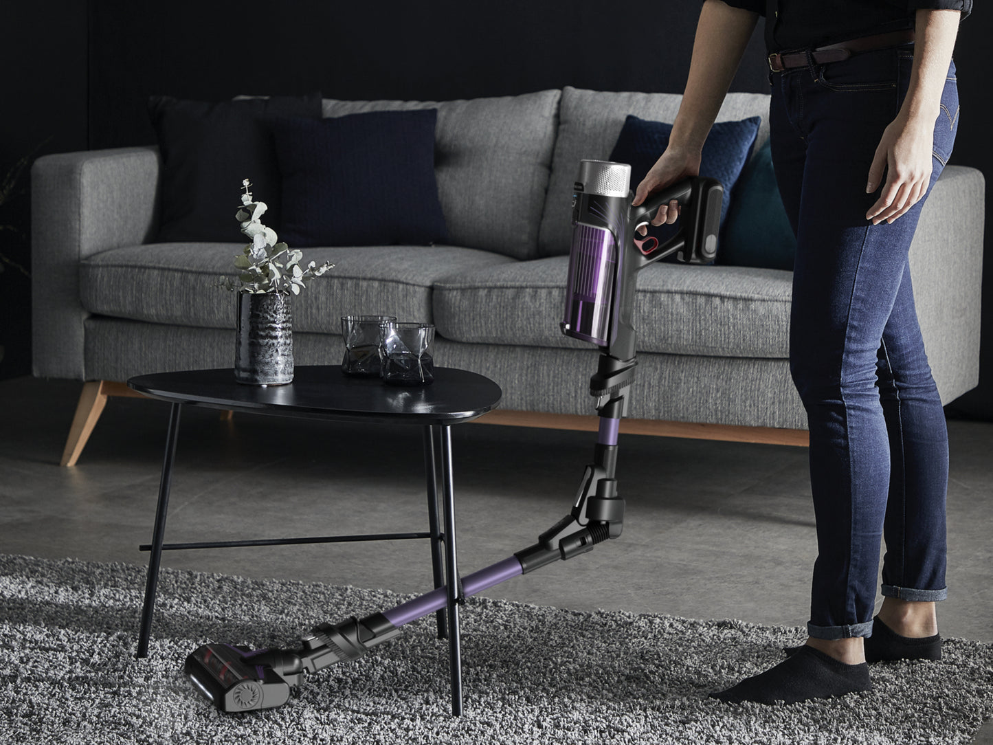Aspirador Vertical Rowenta RH 2039wo | 18V, 45 min autonomia, 0.4L
