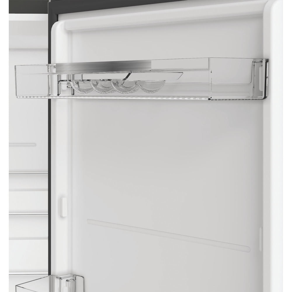 Frigorífico Combinado Hotpoint HPK26363XBR5E | 316L, No Frost, Classe D