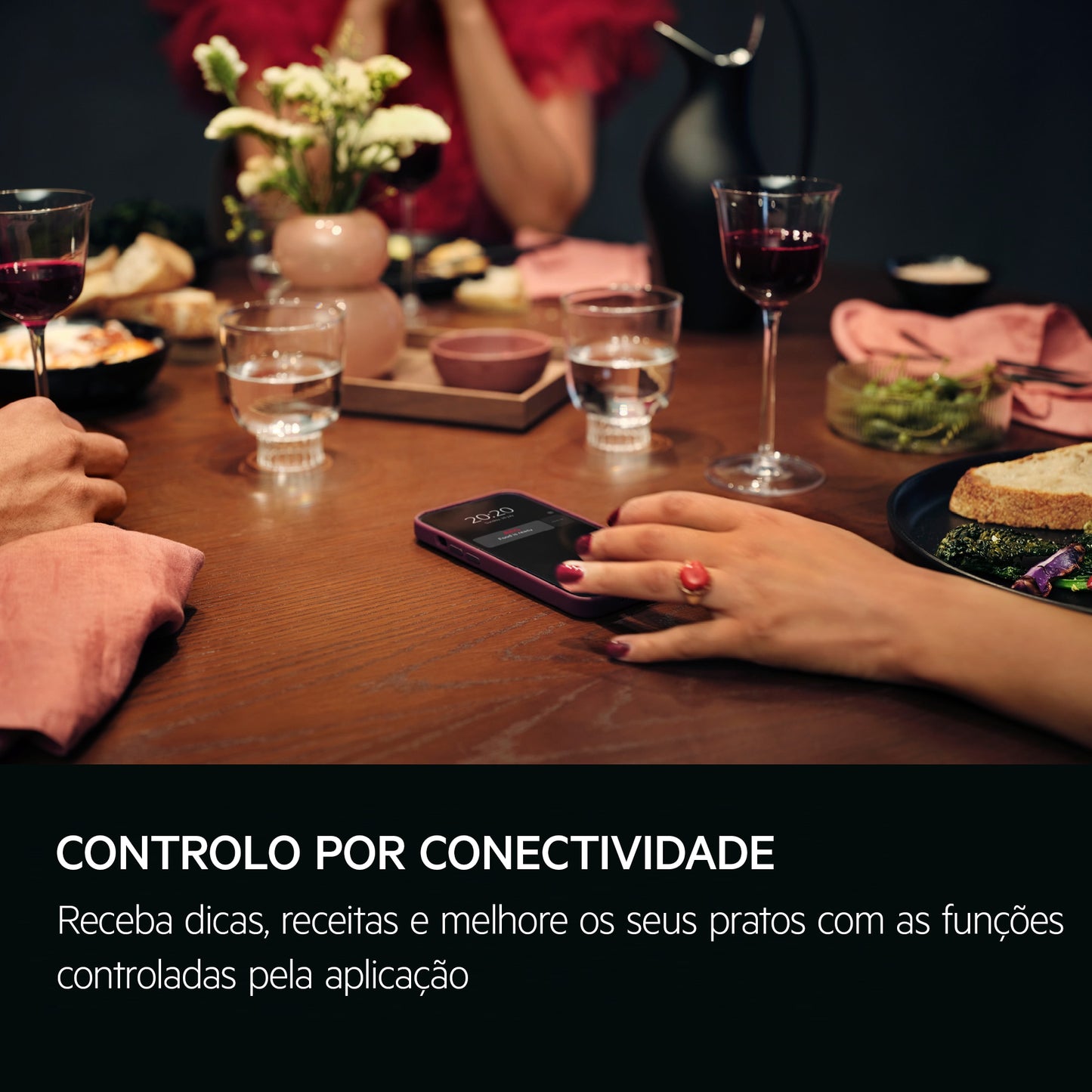 Forno Elétrico Aeg OR6PB51WSB | 72L, Pirolítico, Wifi