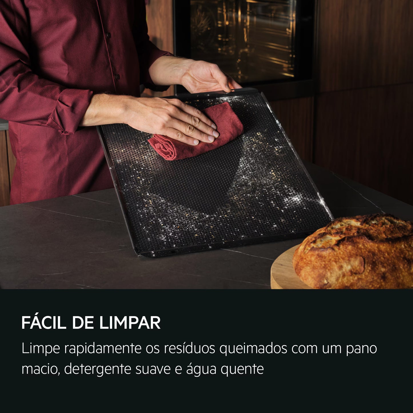 Forno Elétrico AEG TP9SB831AB | 70L, Vapor, Wi-Fi