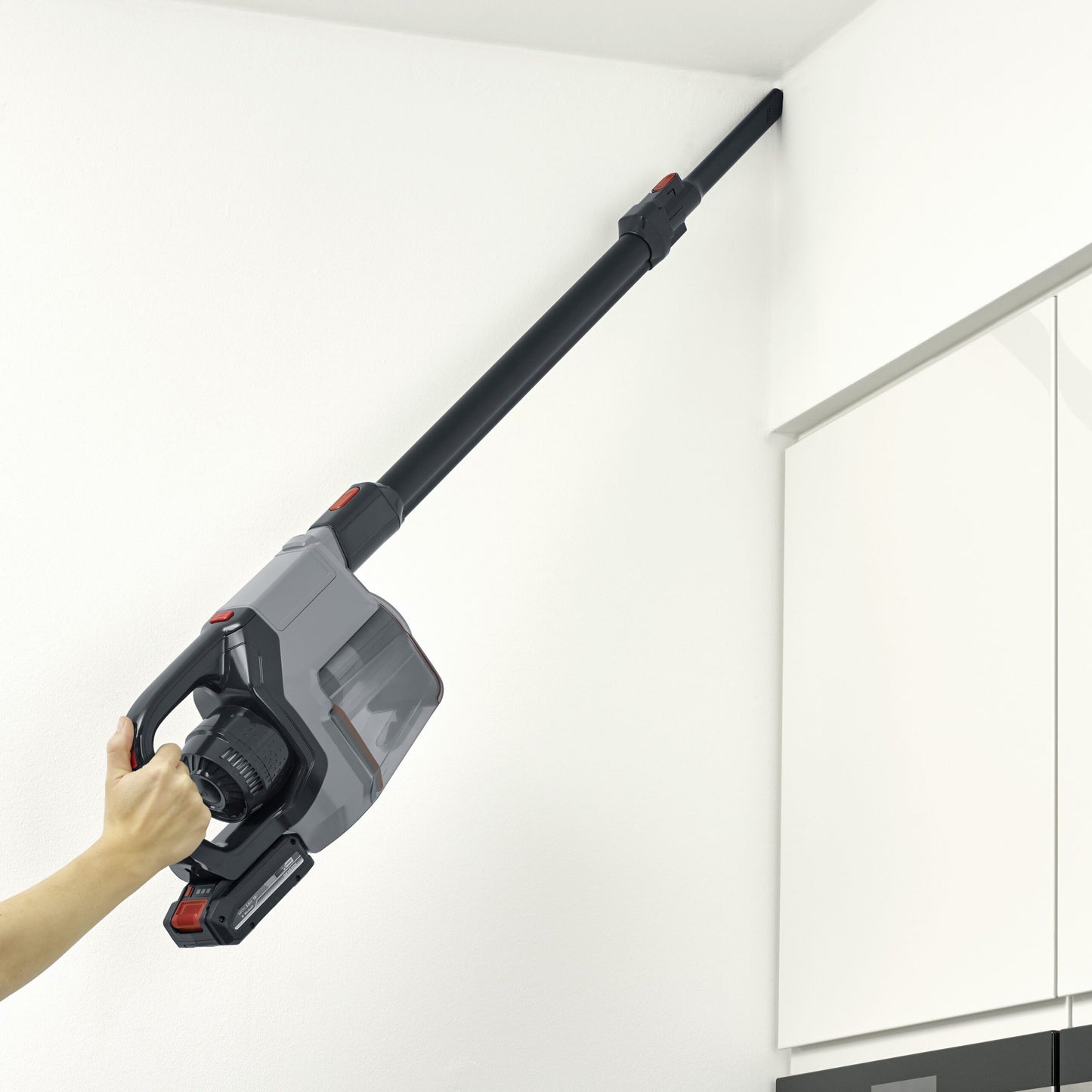 Aspirador Vertical Severin HV 7184 | 60 min, HEPA13, 20 kPa