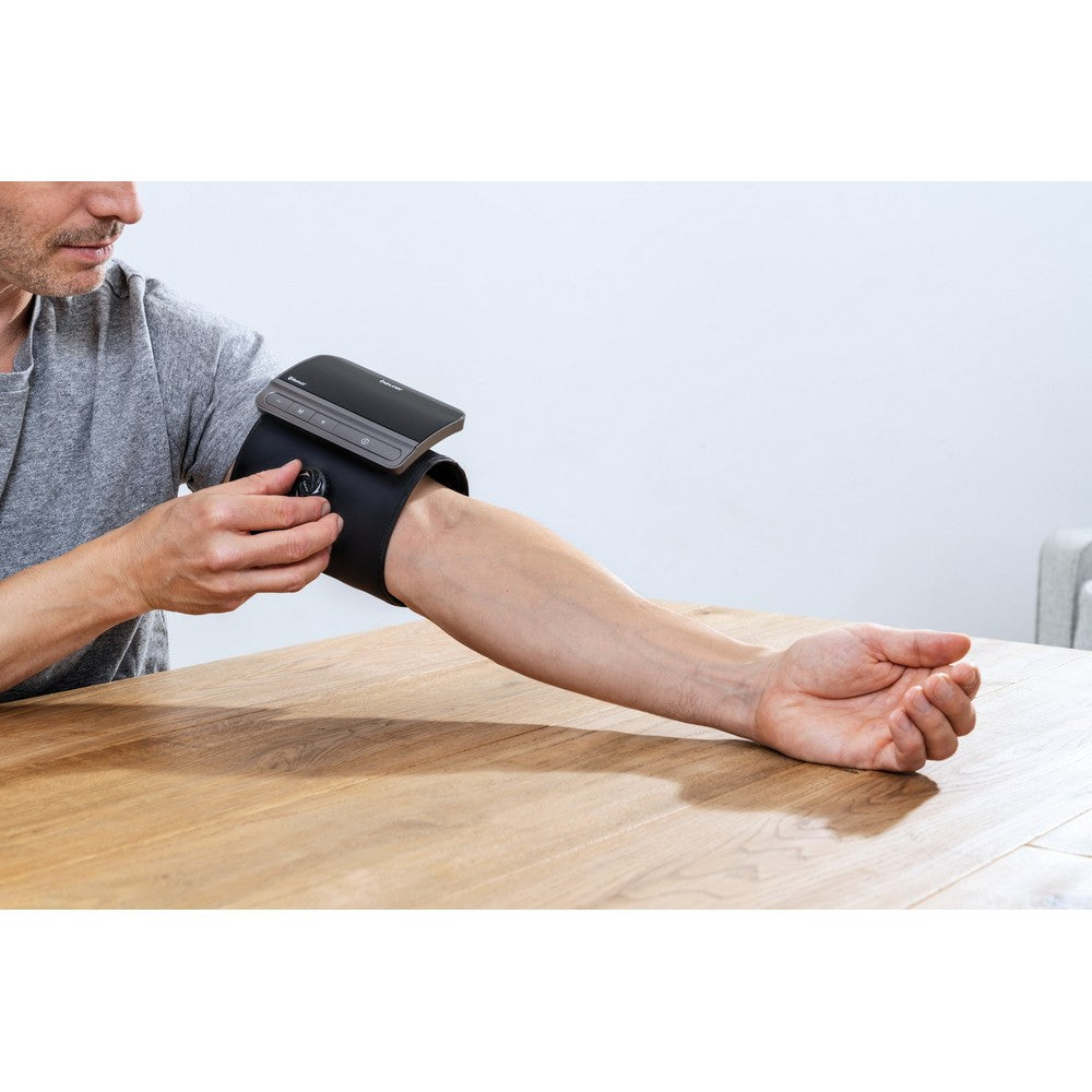 Medidor de Tensão Beurer BM81 | Bluetooth, 2 utilizadores, LED