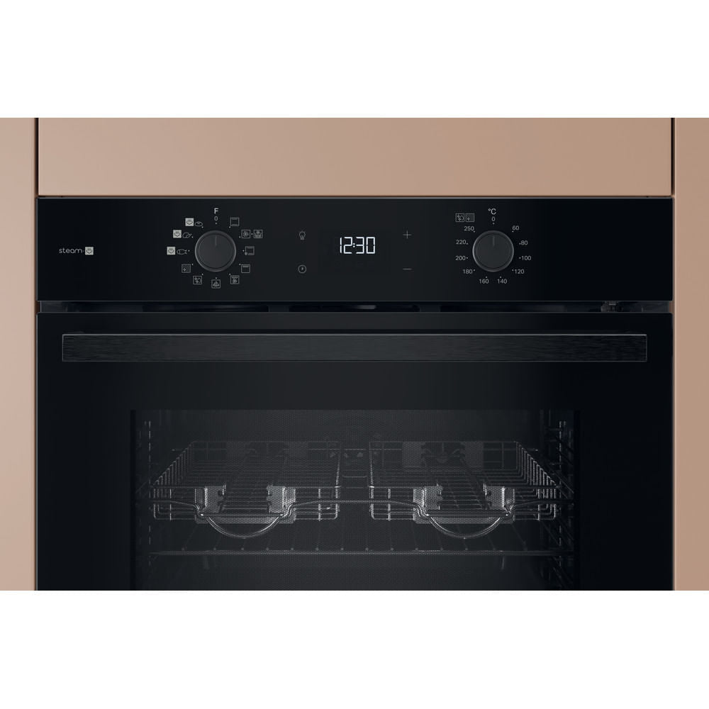 Forno Elétrico Hotpoint HAO3 K78PSU1Z B | 71L, Limpeza Pirolítica, A++