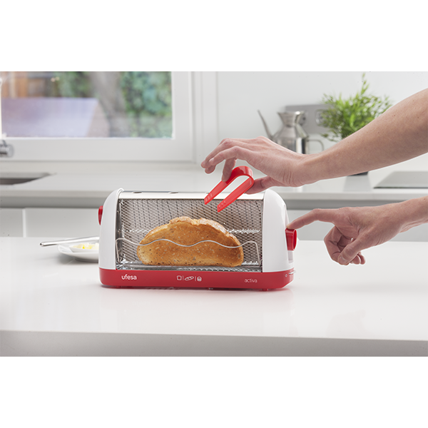 Torradeira UFESA TT7963 | 700W, Multipan, Pinças