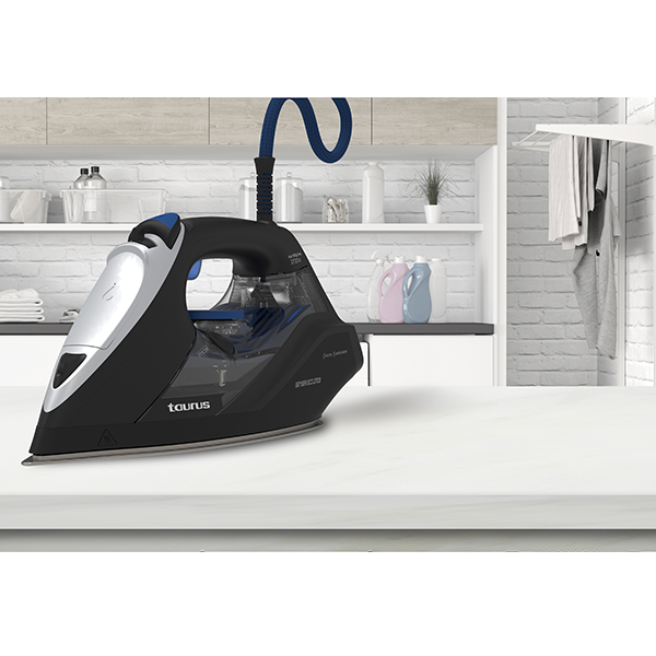 Ferro Taurus Geyser Eco 2700 | 2700W, 170 g/min, Titanium