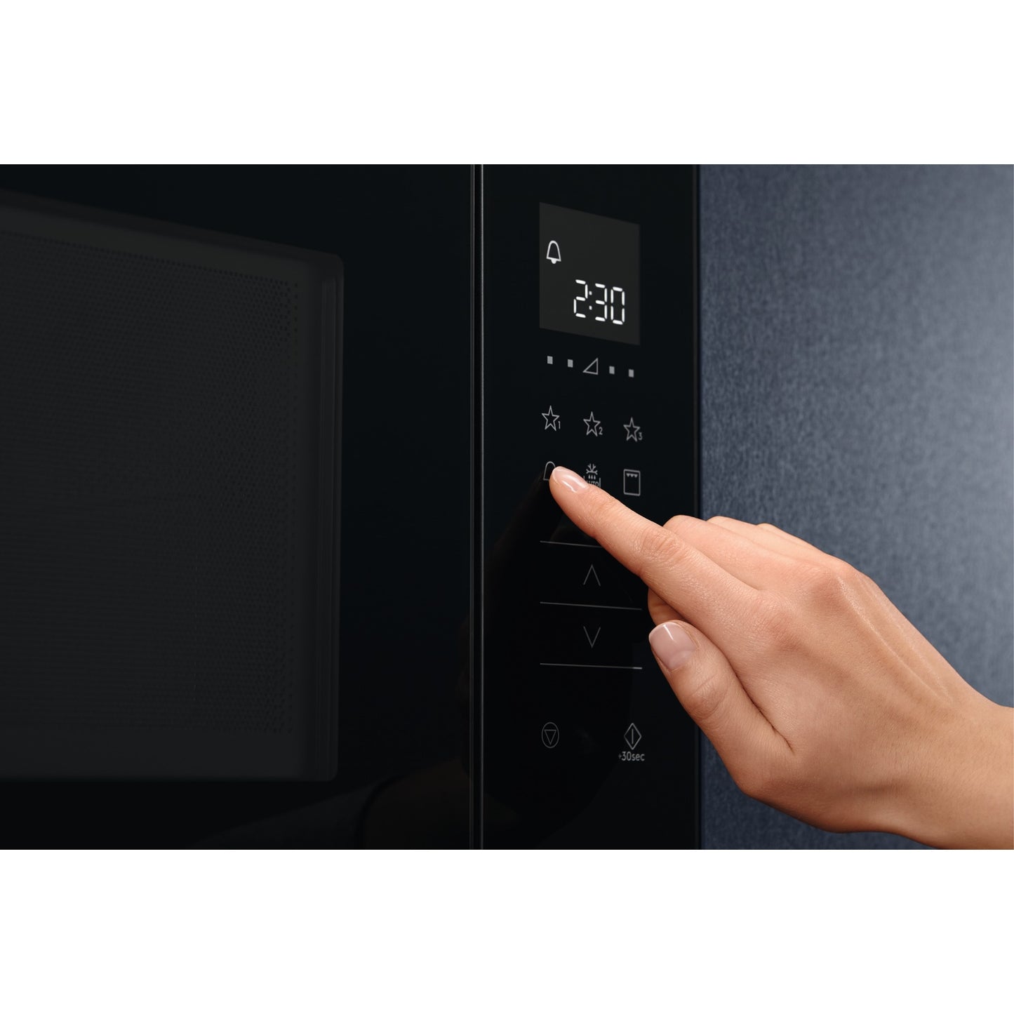 Micro-ondas Encastre ELECTROLUX Ems2203mmx | 20L, 700W, Inox