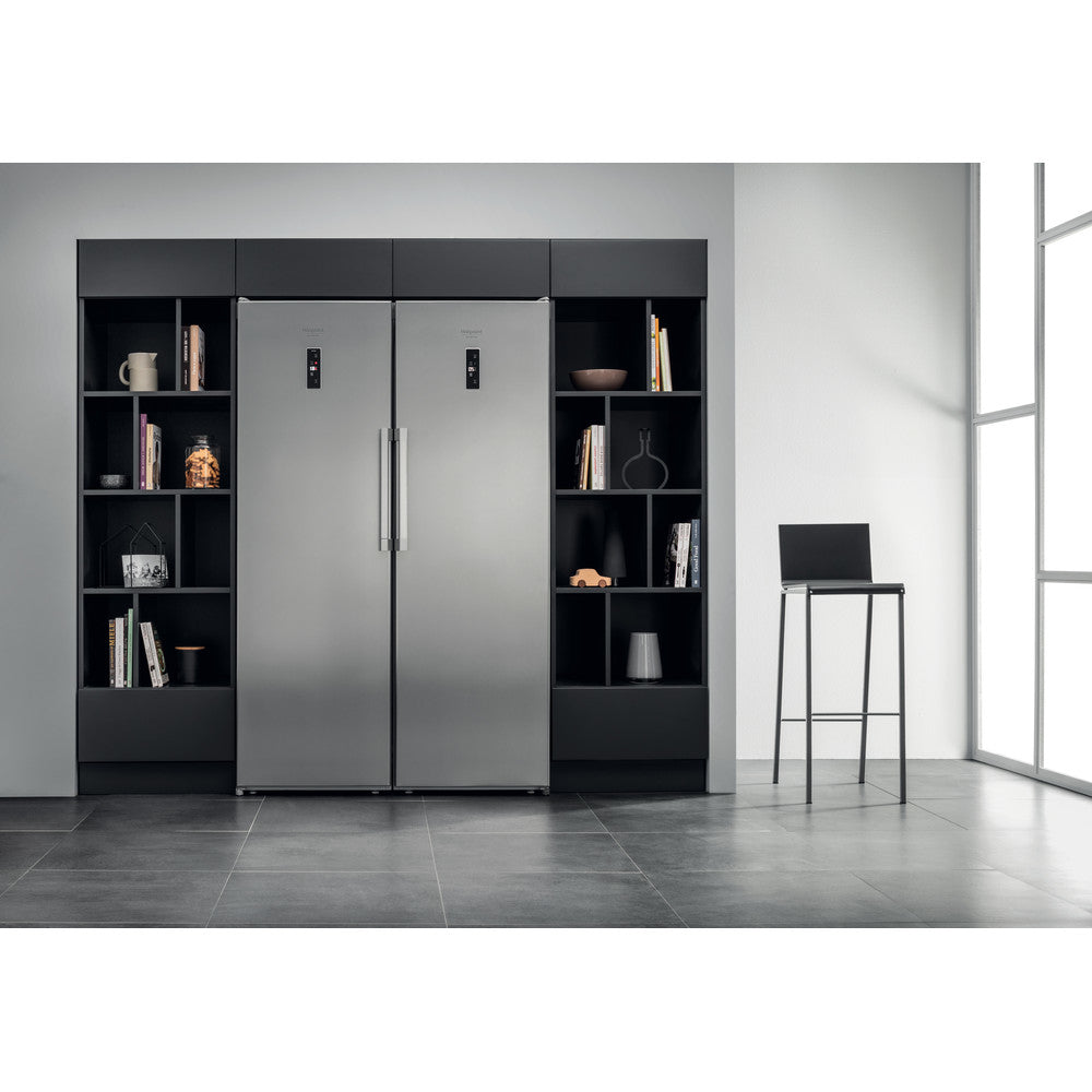 Arca Vertical HOTPOINT - UH8 F2D XI 2