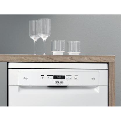 Máquina de Lavar Loiça HOTPOINT HFC 3T232 WG | 14 talheres, 42dB, Classe D