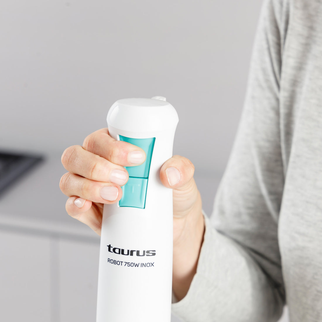 Varinha Taurus Robot 750 Easy Inox | 750W, 2 Velocidades, Turbo