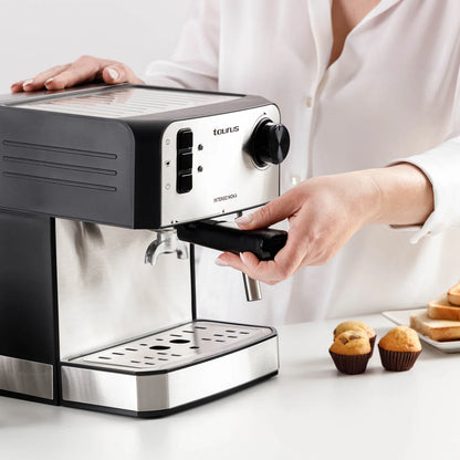 Máquina de Café Expresso Taurus Intenso Moka | 850W, 20 bar, 1.6L