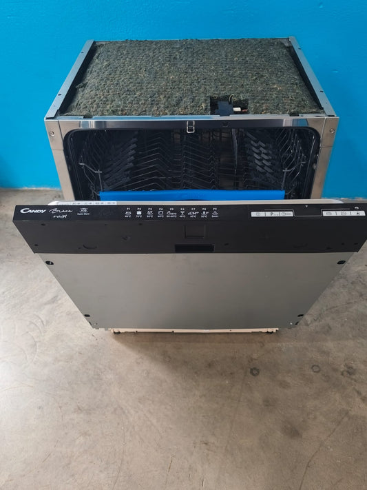 Outlet | Máquina de Lavar Loiça Encastre Candy CDIN4D620PB | 16 talheres