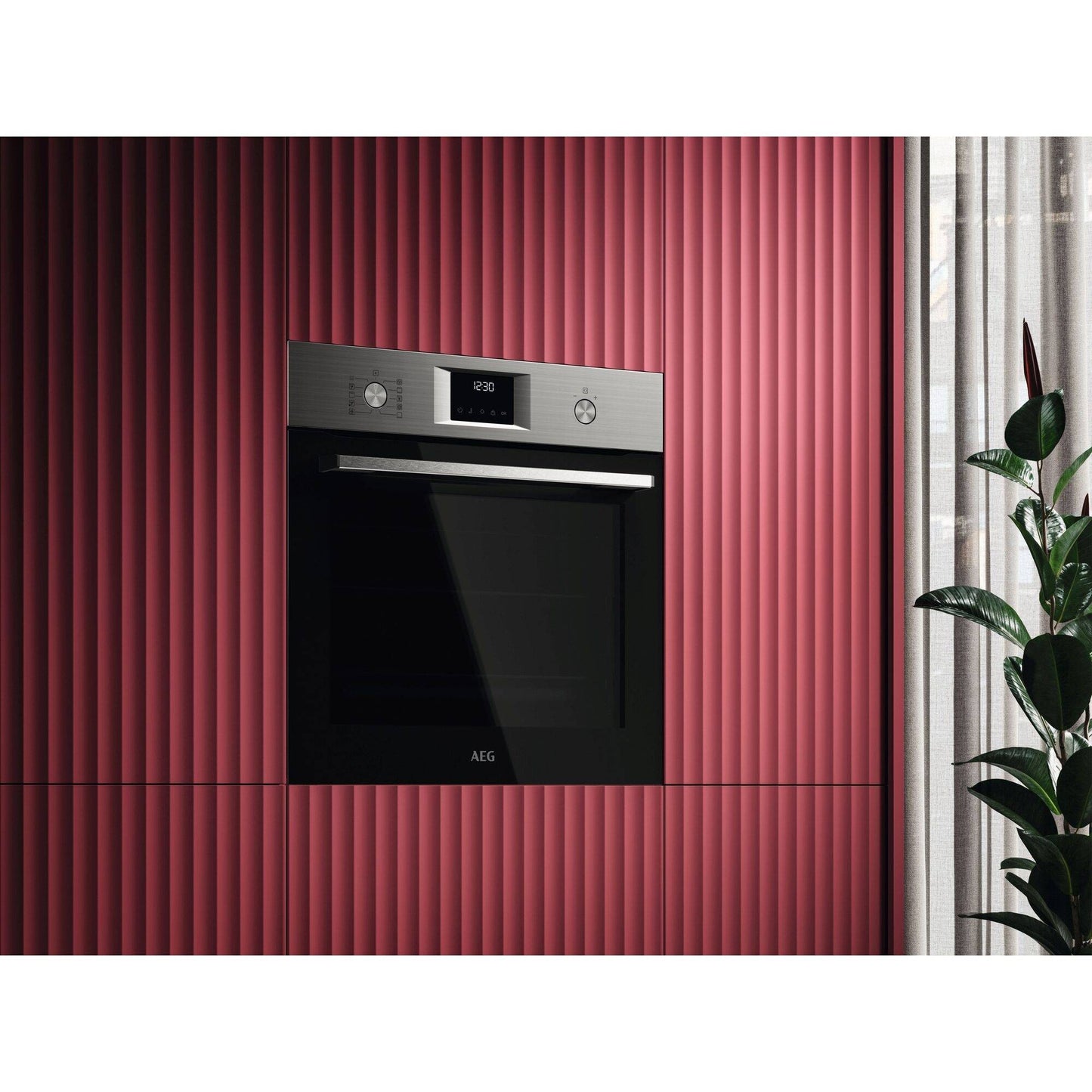 Forno Elétrico AEG GU5PB43FSM | 72L, Pirólise, A++