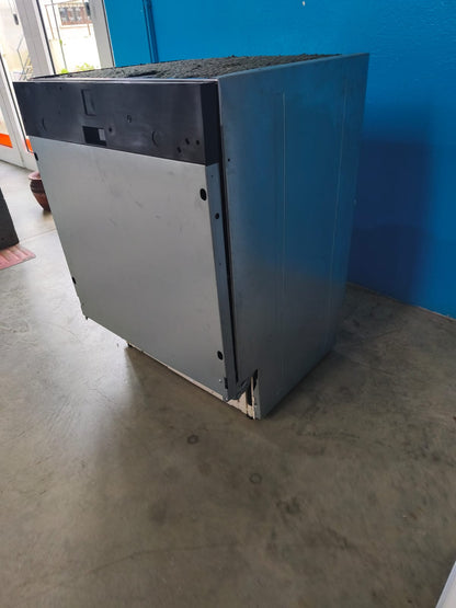 Outlet | Máquina de Lavar Loiça Encastre Candy CDIN4D620PB | 16 talheres