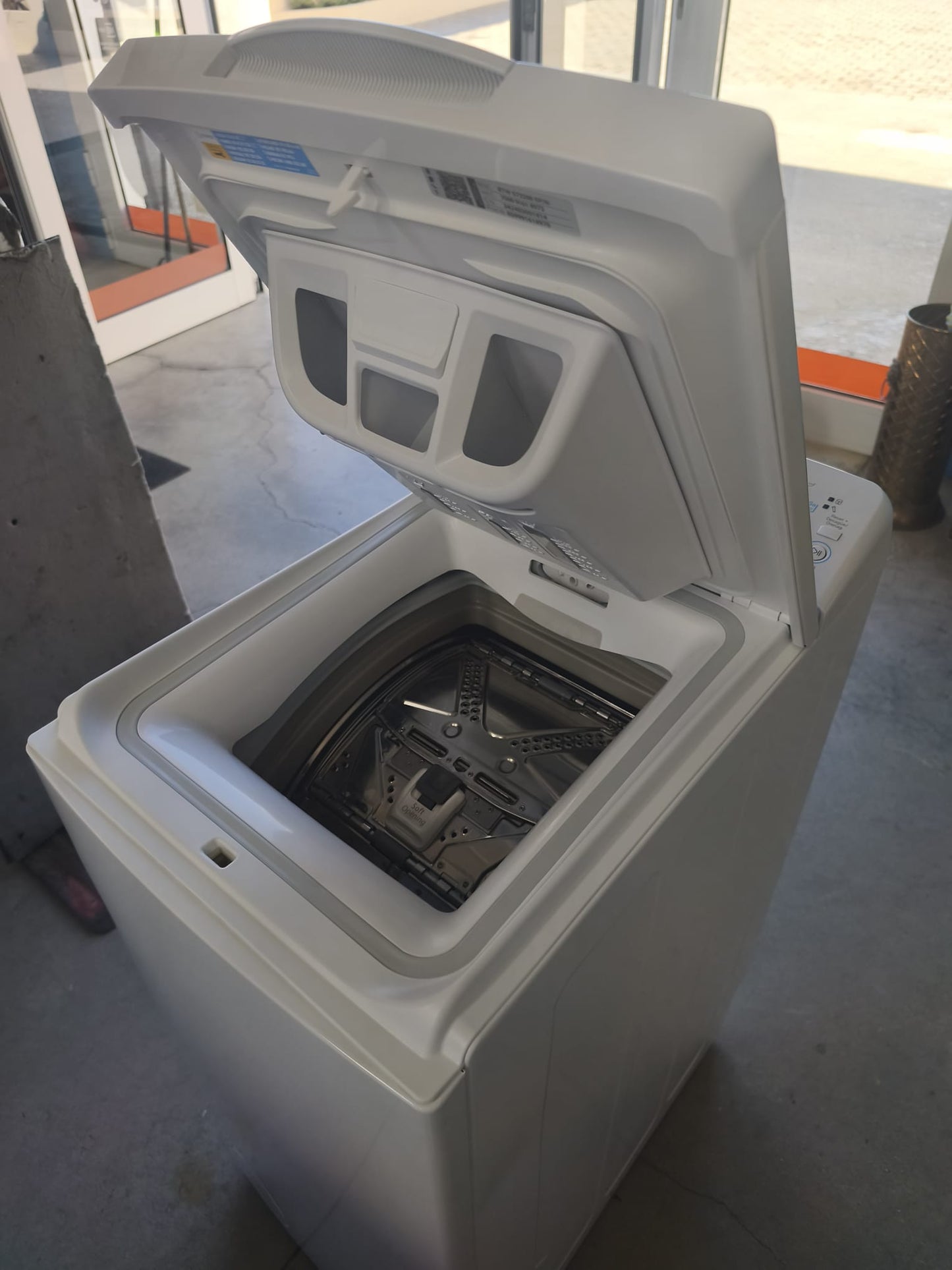 Outlet | Máquina de Lavar Roupa INDESIT BTW S72200 SPN | 7Kg