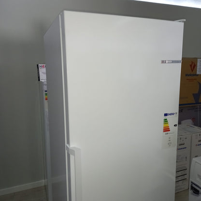 Outlet | Arca Vertical Bosch GSN33VWEP | 246L, No Frost, E