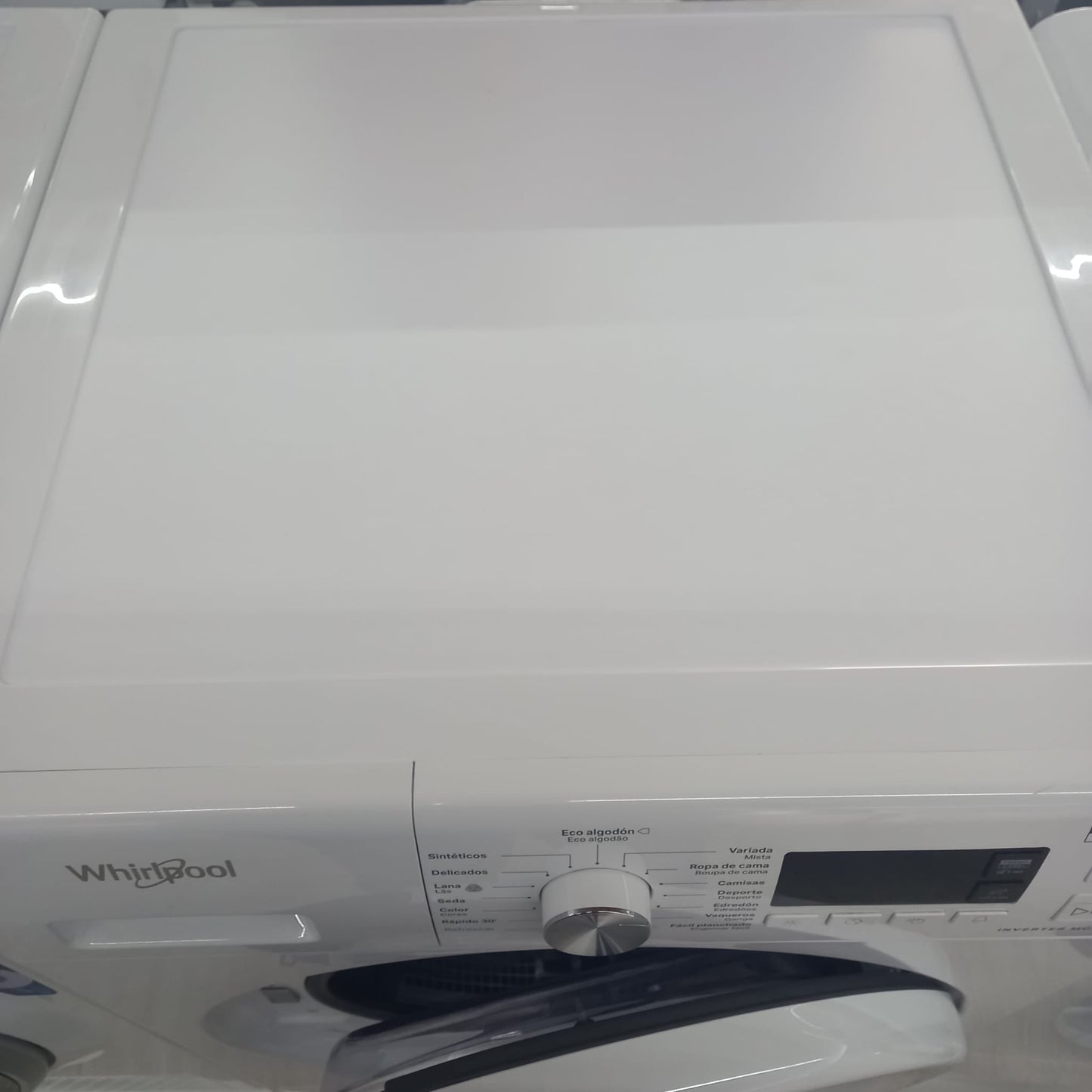 Outlet | Secador de Roupa Whirlpool FFT M11 82 SPT | 8kg, E, Bomba de Calor
