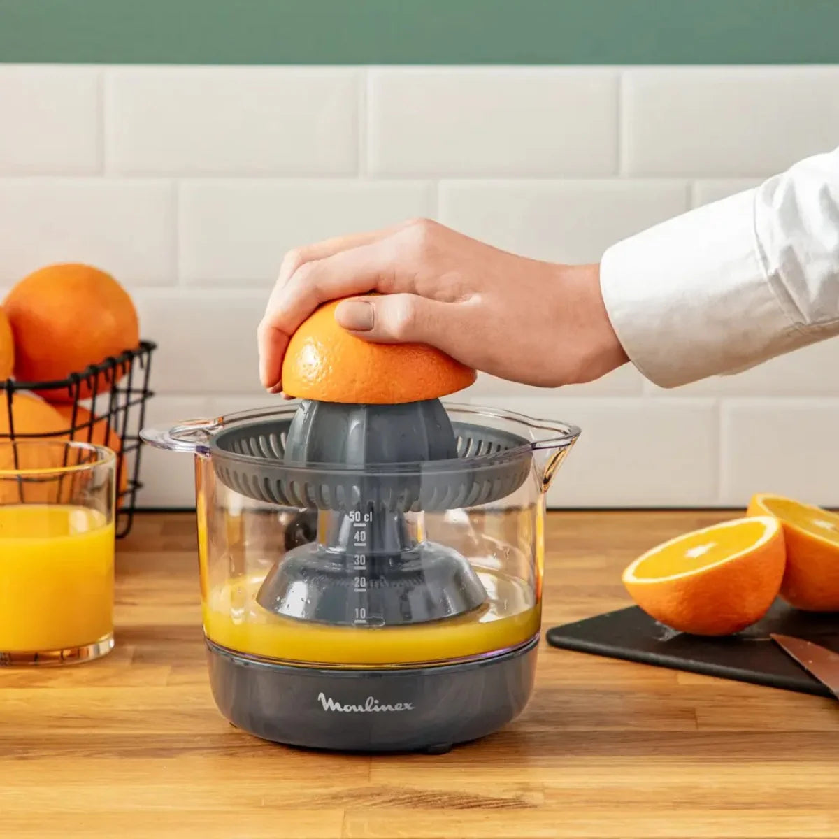 Espremedor de Citrinos Moulinex PC120BE0 | 25W, 0.45L, Cinzento