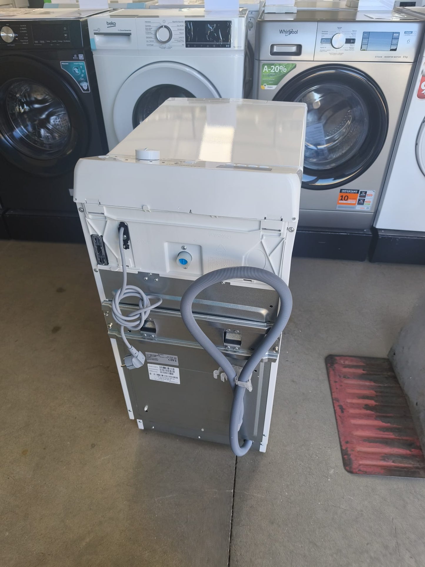 Outlet | Máquina de Lavar Roupa INDESIT BTW S72200 SPN | 7Kg