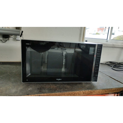 Outlet | Micro-ondas Whirlpool MWP 303 SB | 30L, 900W, Grill 1050W