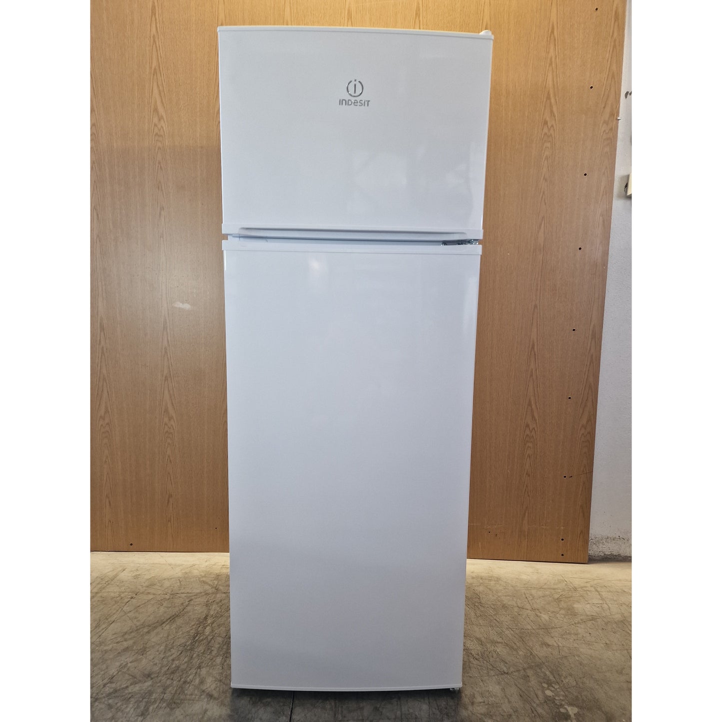 Outlet |Indesit 2 Portas I55TM 4120 W 2 | Recondicionado NOVO | Estética C/ Defeitos | 18M Garantia