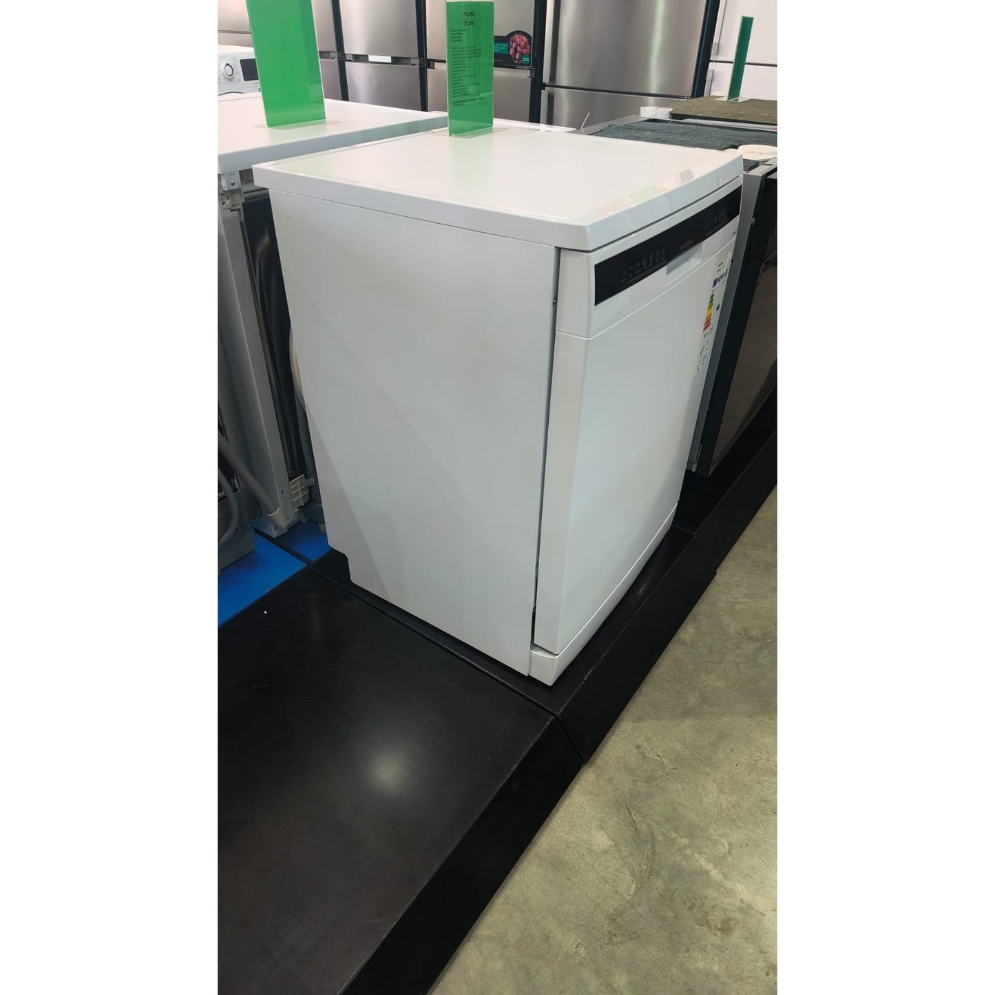 Outlet | Máquina de Lavar Loiça Siemens SN23HW24TE | 12 talheres, Classe E