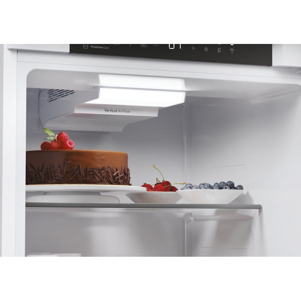 Frigorífico Encastre Candy CML5518EVWL | 315L, Classe E, Wi-Fi