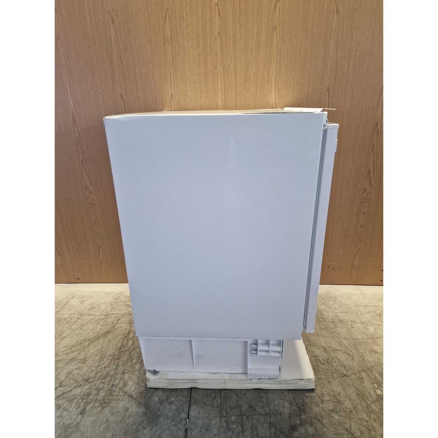 Outlet | Frigorífico Mini Candy CRU164NE/N | 111L, A+, 16L