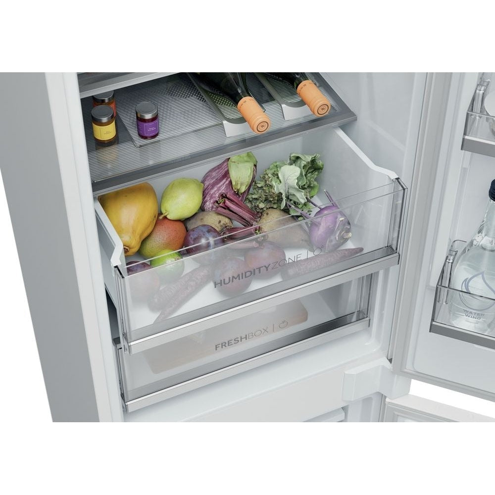 Frigorífico Encastre Haier HBQW5519E | 279L, Wi-Fi, No Frost