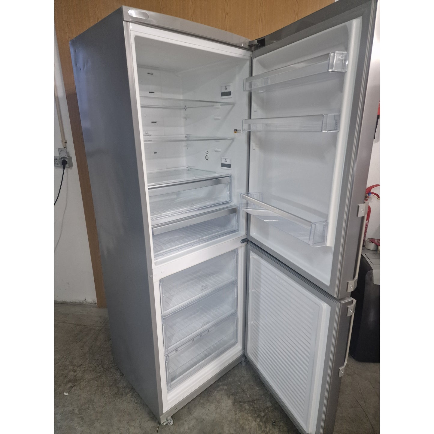 Outlet | Frigorífico Combinado Hotpoint HA70BE72X | 444L, No Frost, E