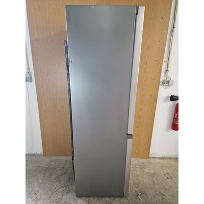 Outlet | Frigorífico Combinado Hotpoint HAFCP TA23SX O3 | 367L, No Frost, D