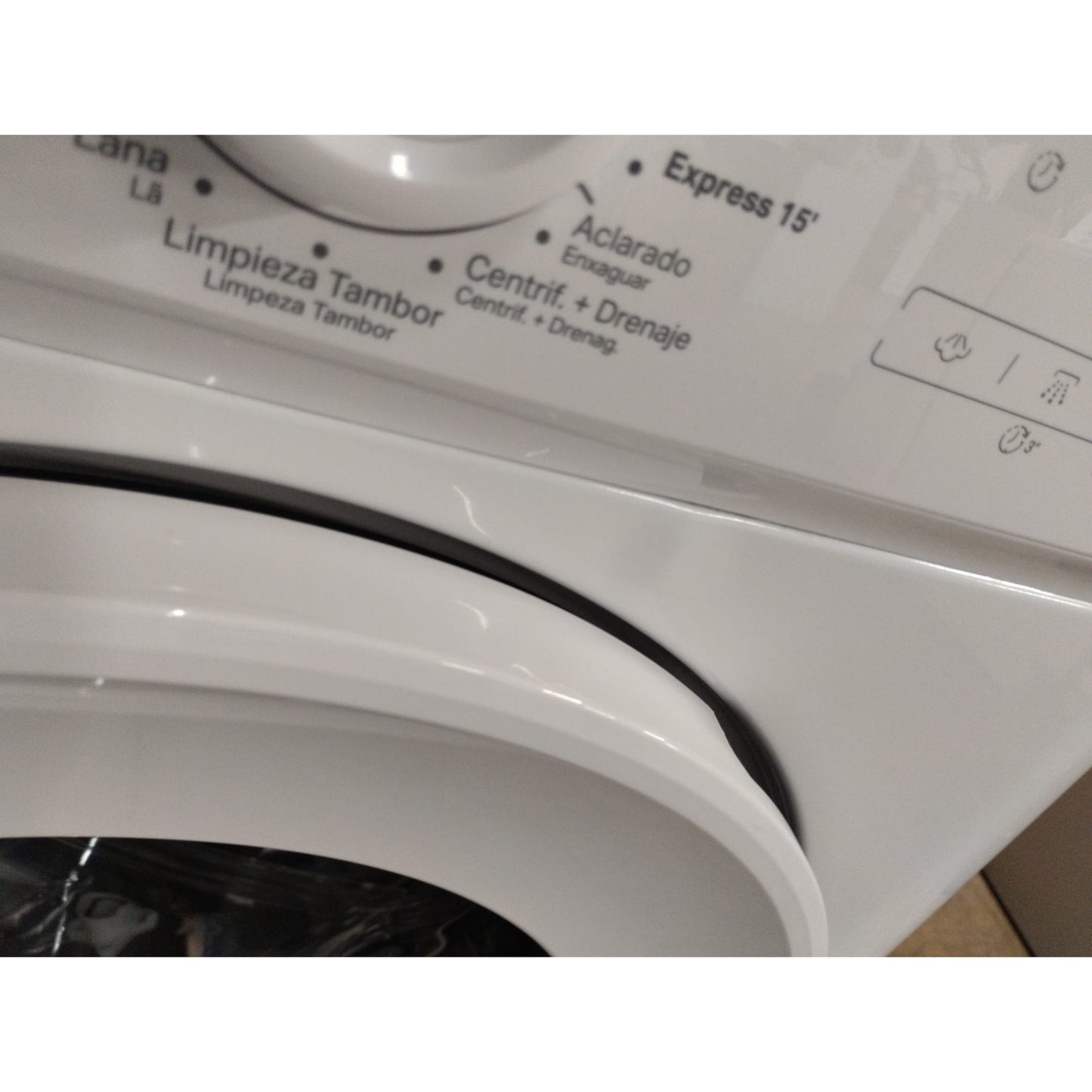 Outlet | Máquina de Lavar Roupa Indesit IMA864 | 8kg, 1400rpm, Classe A