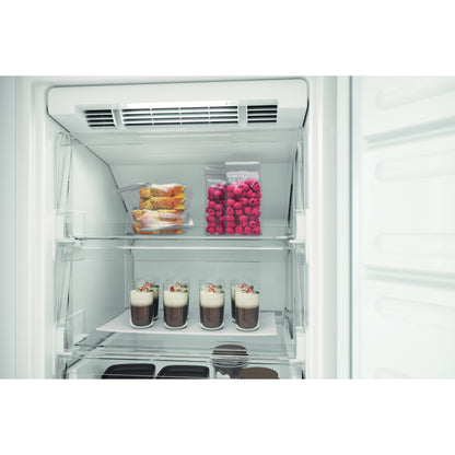 Congelador Vertical Encastre Hotpoint HASD18F013A1 | 209L, No Frost, E