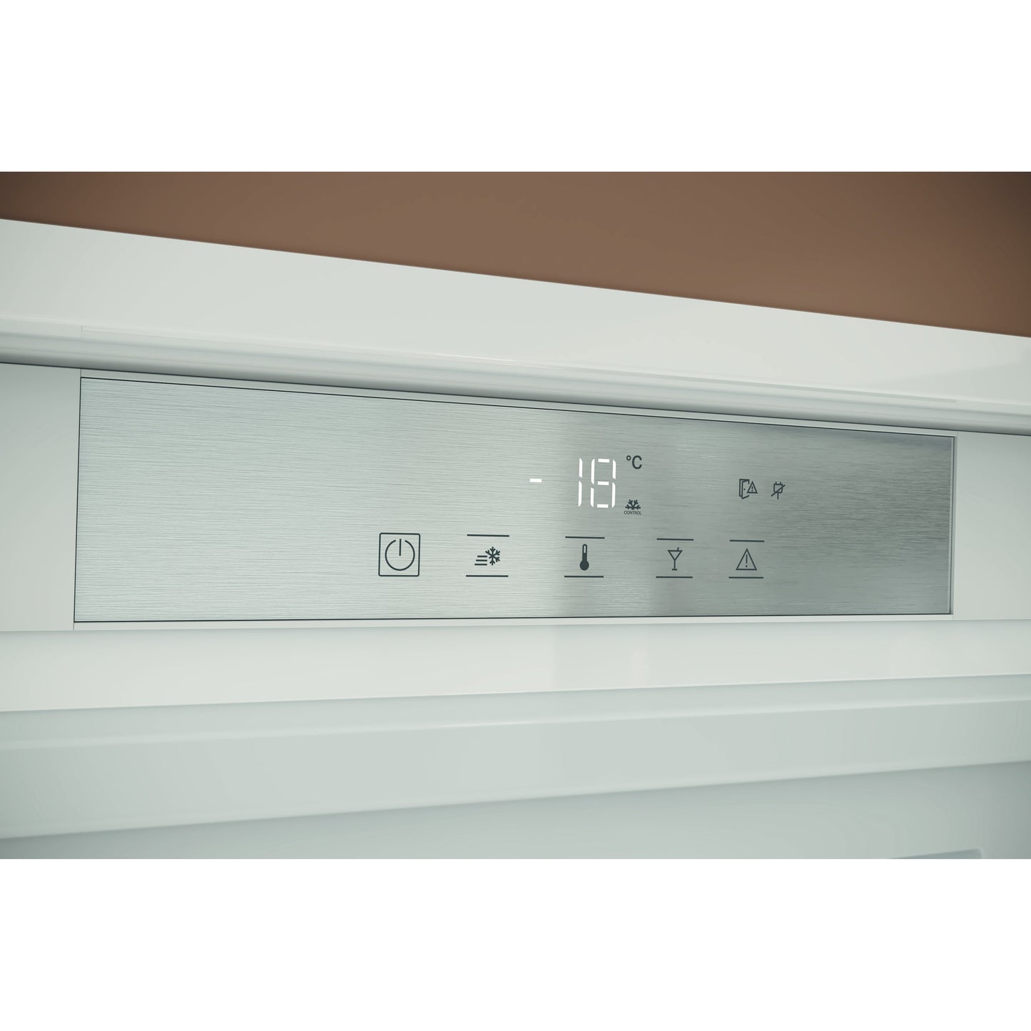 Congelador Vertical Encastre Hotpoint HASD18F013A1 | 209L, No Frost, E