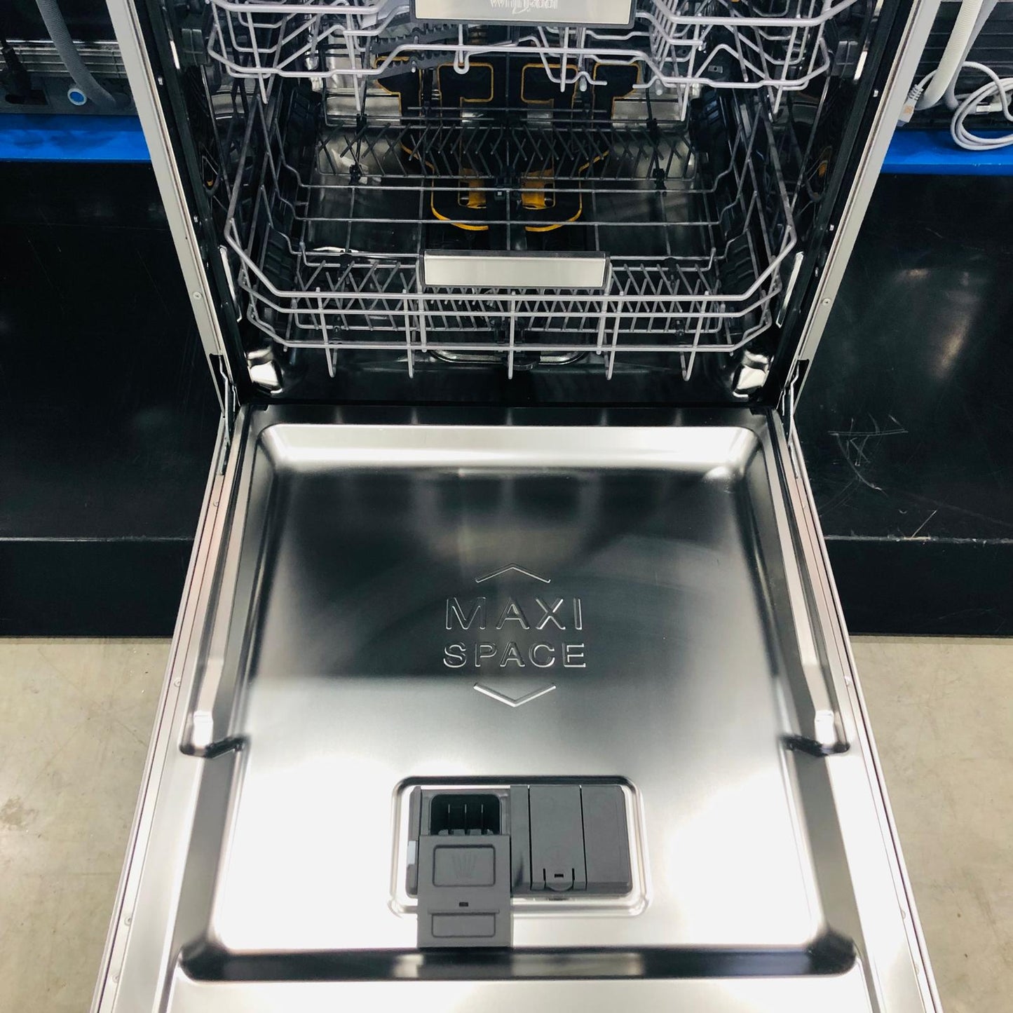 Outlet - Máquina de Lavar Loiça WHIRLPOOL W7F HS51 X | 15 Talheres